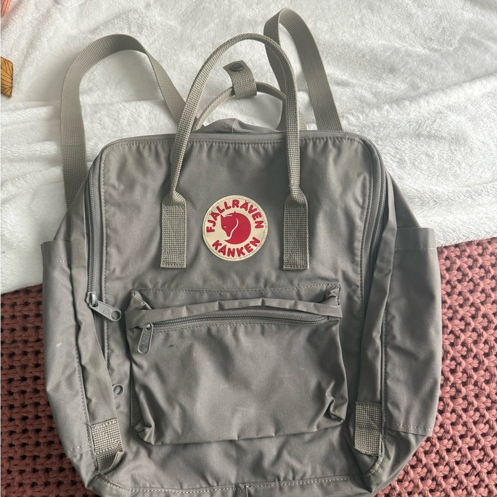 Fjallraven Gray Backpack Durable Scandinavian Design